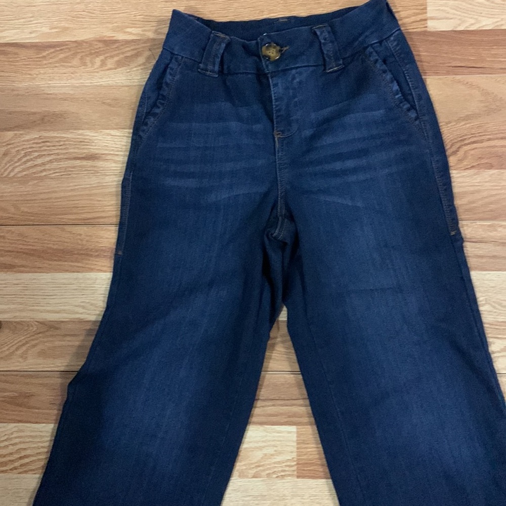Women AE & Maurices Bundle - Picture 4 of 11
